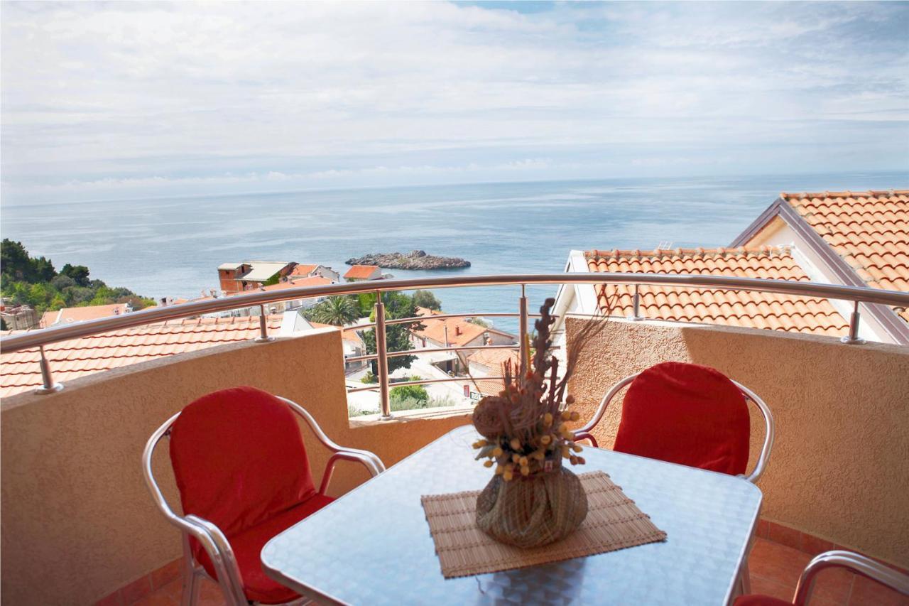 Baron Daire Sveti Stefan