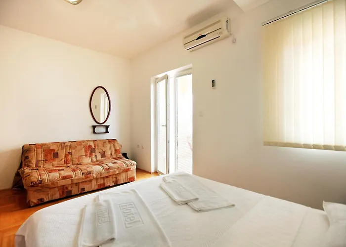Apartments Baron